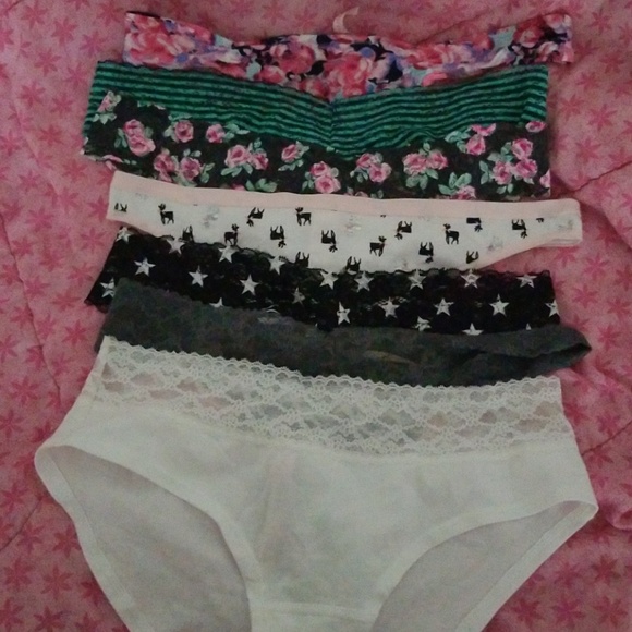 Lot 7 pair of Victoria Secret Underwear size Large - Picture 1 of 8